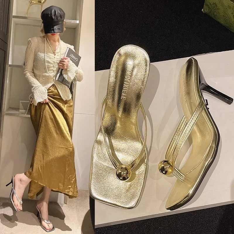 Women's Fashion Slippers Square Toe Toe Clip Thin Heels Shoes Women Dress Golden Beads Summer French Sexy Zapatillas De Mujer
Women's Fashion Slippers Square Toe Toe Clip Thin Heels Shoes Women Dress Golden Beads Summer French Sexy Zapatillas De Mujer