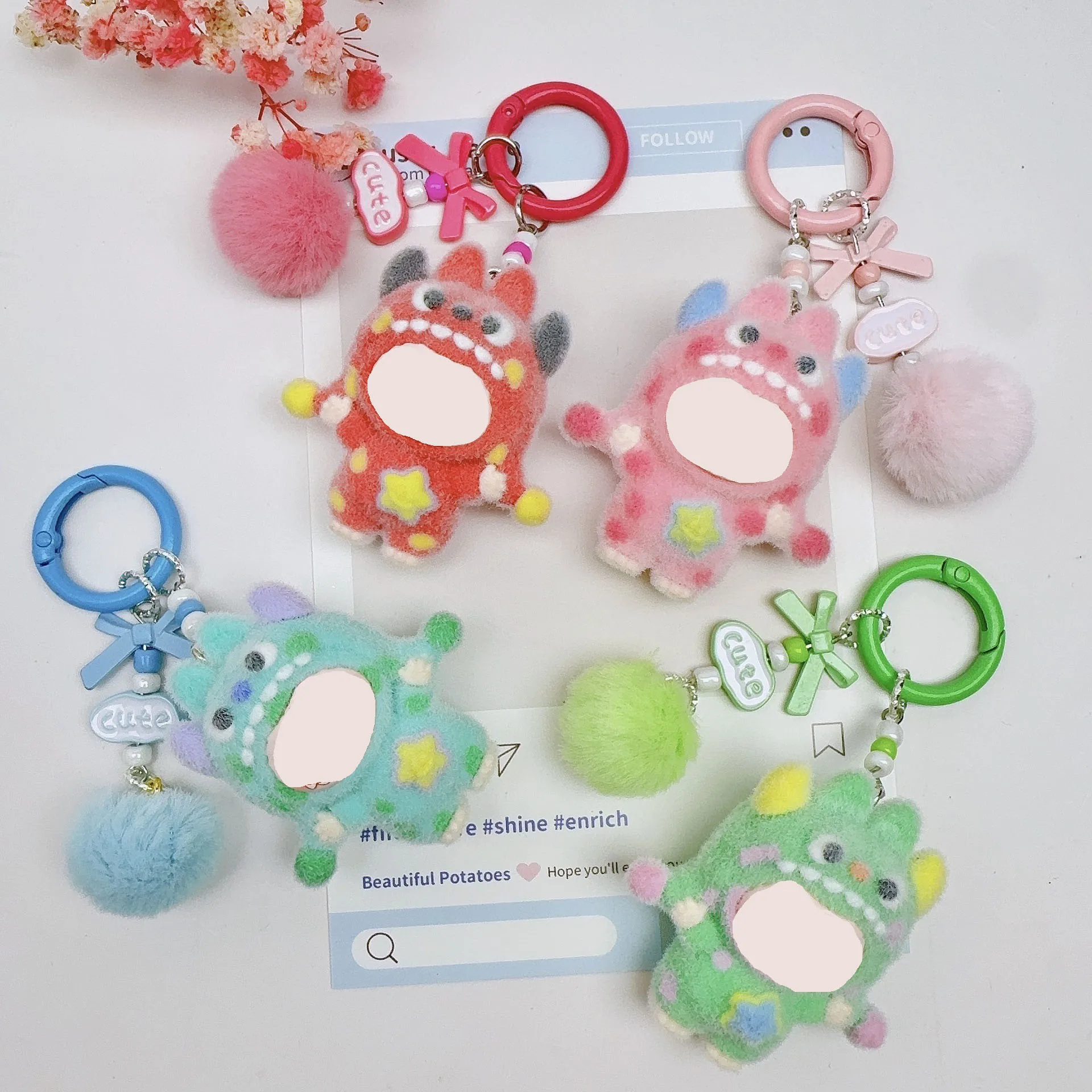 1PCSNew Mini Keychain Cartoon Creative Three-Dimensional Doll Students Schoolbag Pendant Car Key Chain Women Men Presents 2025
1PCSNew Mini Keychain Cartoon Creative Three-Dimensional Doll Students Schoolbag Pendant Car Key Chain Women Men Presents 2025