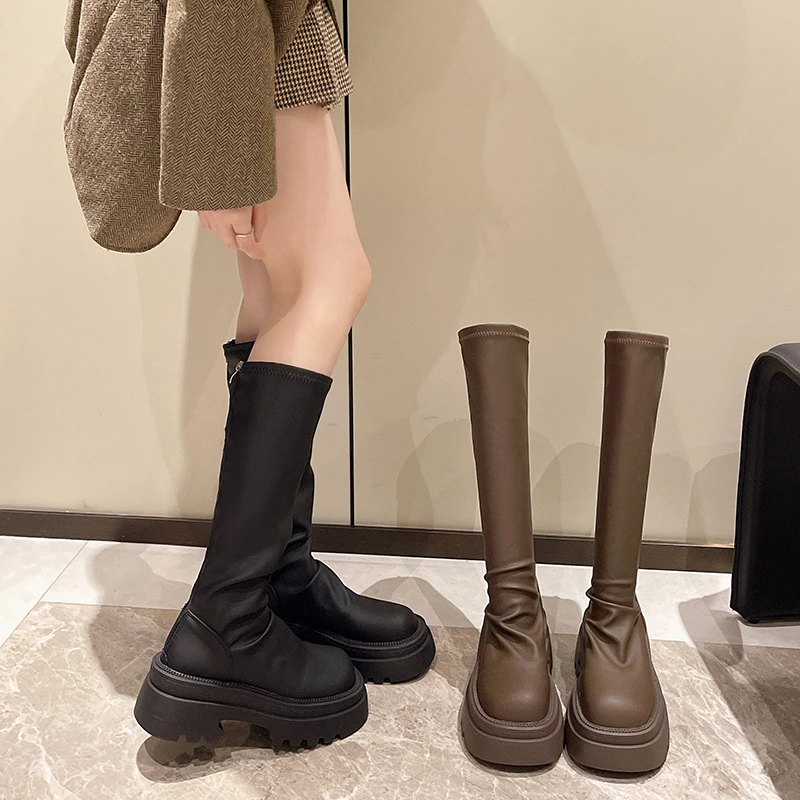 2024 New Women's Wool Slippers Warm Platform Wool Slipperswomen Slippers Women boot Sheepskin Slippers Women Shoes
2024 New Women's Wool Slippers Warm Platform Wool Slipperswomen Slippers Women boot Sheepskin Slippers Women Shoes