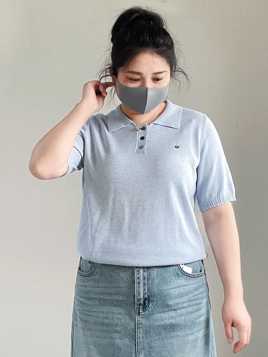 plus Size Women's T-Shirt Short Sleeve Shoulder Width Regular Fit Casual Style Breathable Knitted Fabric High Waist Design
plus Size Women's T-Shirt Short Sleeve Shoulder Width Regular Fit Casual Style Breathable Knitted Fabric High Waist Design