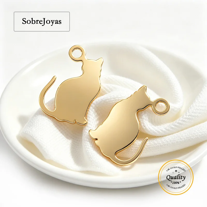 14K Gold Filled Cat Charms 6.5x9.8mm Animal Jewelry Making Supplies for Bracelets Earrings Necklaces
14K Gold Filled Cat Charms 6.5x9.8mm Animal Jewelry Making Supplies for Bracelets Earrings Necklaces