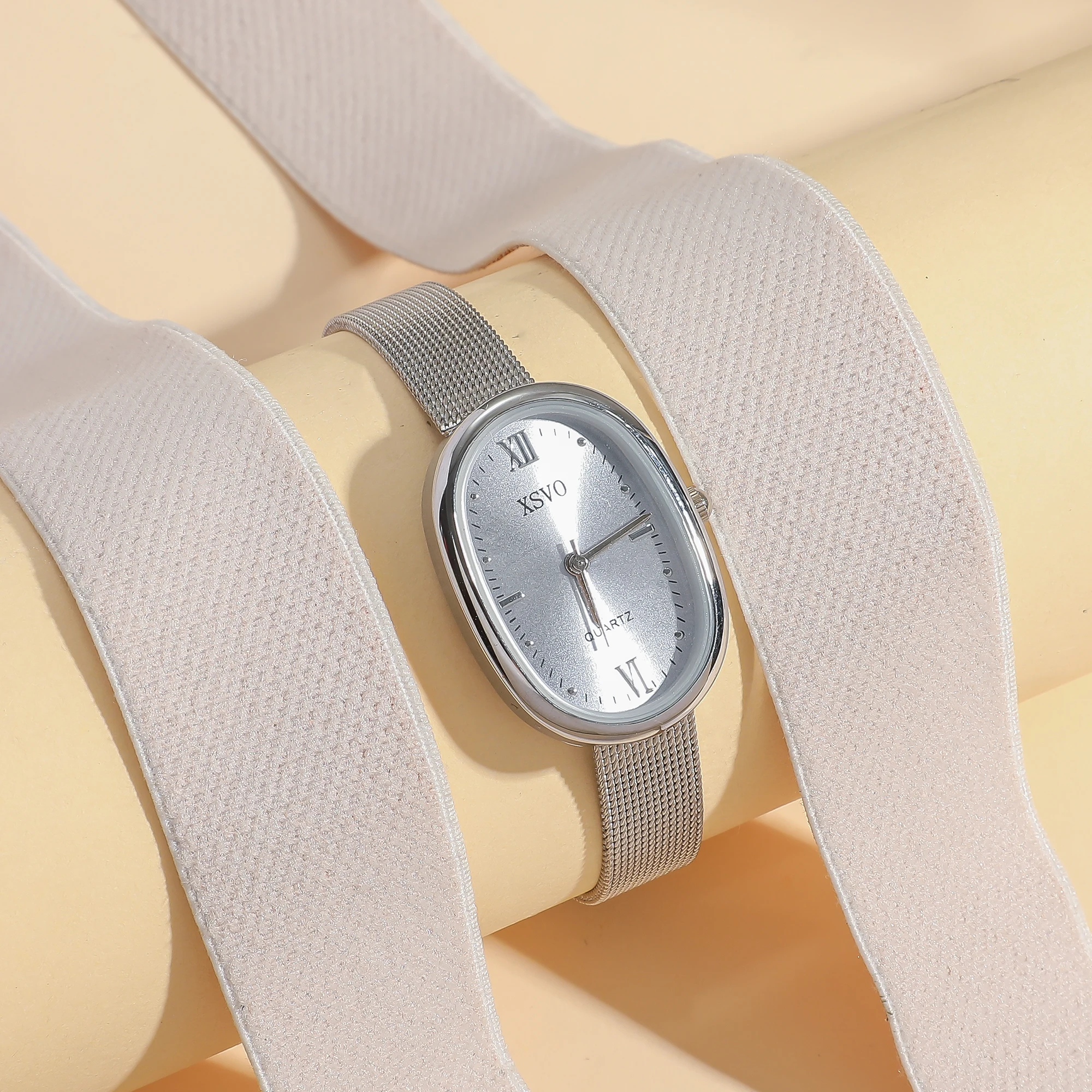Elegant Silver Oval Women's Watch, Mesh Strap, Minimalist Roman Numeral Dial, Fashion Quartz Wristwatch for Ladies, Daily Wear G
Elegant Silver Oval Women's Watch, Mesh Strap, Minimalist Roman Numeral Dial, Fashion Quartz Wristwatch for Ladies, Daily Wear G