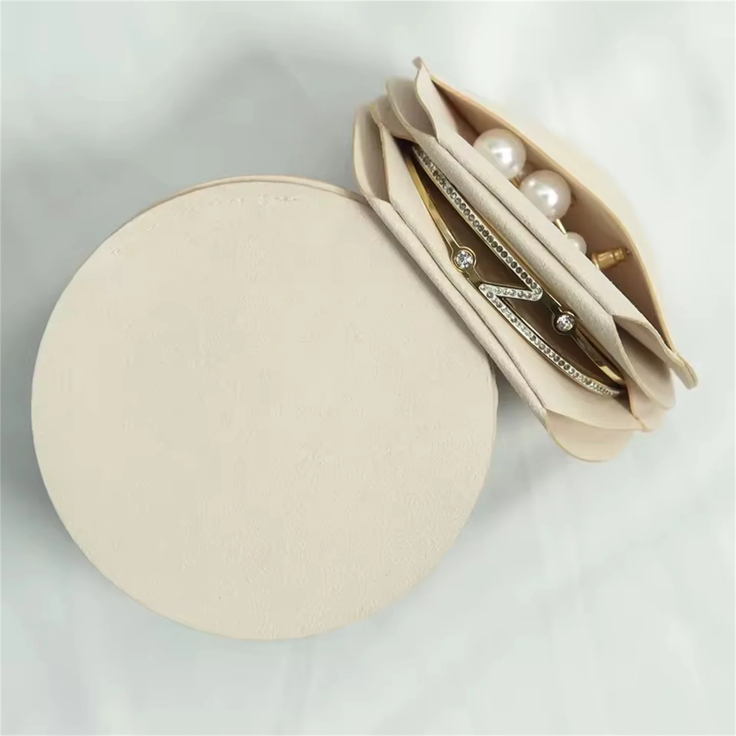 10Pcs Pack Portable Cream Microfiber Jewelry Accessory Packaging Round Velvet Dust Bags Wedding Birthday Ring Gift Storage Pouch
10Pcs Pack Portable Cream Microfiber Jewelry Accessory Packaging Round Velvet Dust Bags Wedding Birthday Ring Gift Storage Pouch