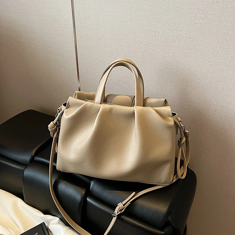 Ранняя осень, мятая сумка-тоут, нежный кошелек на плечо для женщин, просторная сумка через плечо, мягкая текстурированная сумка, плюшевая сумка с верхней ручкой
Ранняя осень, мятая сумка-тоут, нежный кошелек на плечо для женщин, просторная сумка через плечо, мягкая текстурированная сумка, плюшевая сумка с верхней ручкой 