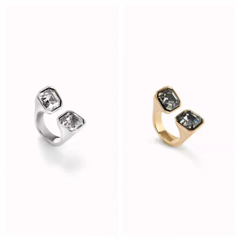 UNOde50 2025 Ring, Luxurious Silver Plated S925 & Gold 14K Plated, Modern Trend, Boost Personal Charm, Budget Price
UNOde50 2025 Ring, Luxurious Silver Plated S925 & Gold 14K Plated, Modern Trend, Boost Personal Charm, Budget Price