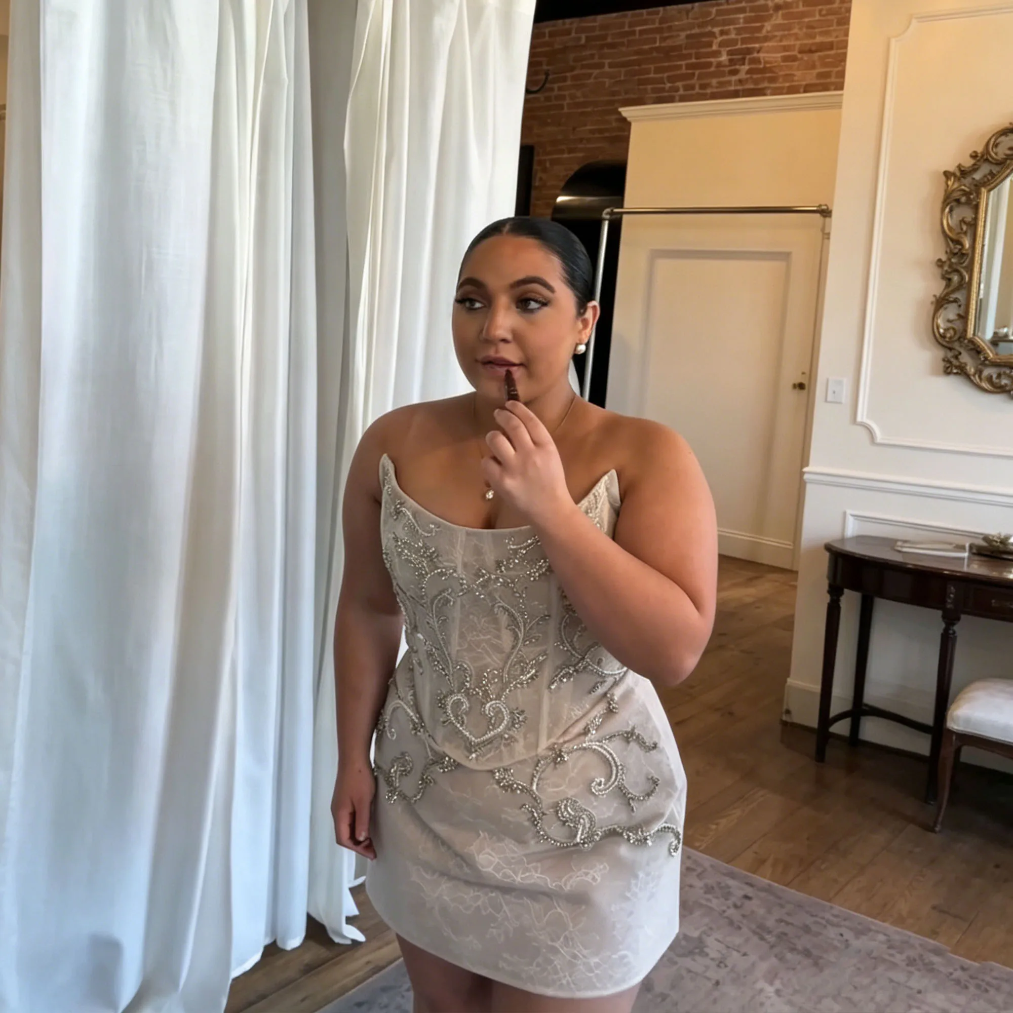 Plus Size Crystal Wedding Dresses Strapless Lace Mini Bridal Gown for Reception Sleeveless Straight Vestido De Novia Cust
Plus Size Crystal Wedding Dresses Strapless Lace Mini Bridal Gown for Reception Sleeveless Straight Vestido De Novia Cust
