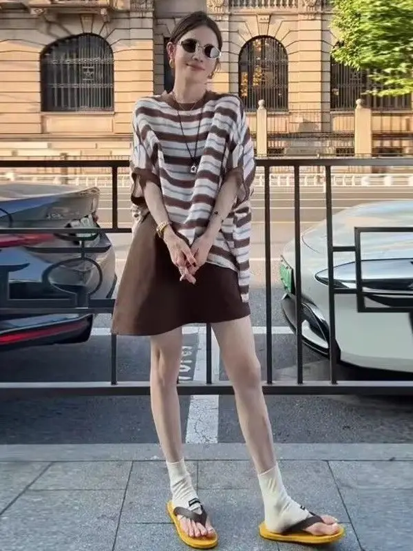 Summer Stripe T-Shirt Shorts Set Women's Loose Fit Sportswear Casual Breathable High Waist Shorts round Neck Short Sleeve Top
Summer Stripe T-Shirt Shorts Set Women's Loose Fit Sportswear Casual Breathable High Waist Shorts round Neck Short Sleeve Top