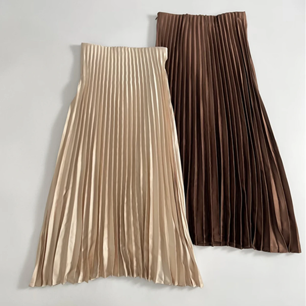 Jenny&Dave 2025 Fashion Ladies French Minimalist Satin Pleated Skirt High Waisted A-line Skirt Women
Jenny&Dave 2025 Fashion Ladies French Minimalist Satin Pleated Skirt High Waisted A-line Skirt Women