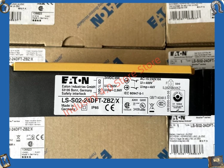 New original MOELLER safety limit switch LS-S02-24DFT-ZBZ/X
New original MOELLER safety limit switch LS-S02-24DFT-ZBZ/X