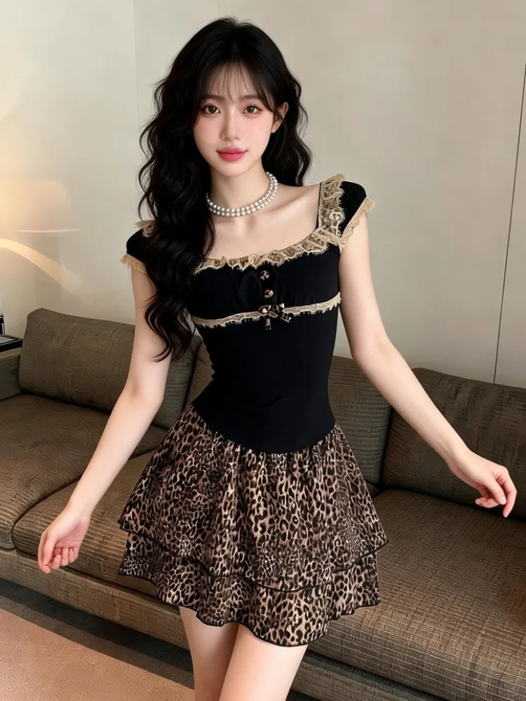 Sweet Spicy Sexy Pure Desire Lace One Shoulder Top Leopard Print Cake Skirt Fashionable Two Piece Set Summer New Style Commut...
Sweet Spicy Sexy Pure Desire Lace One Shoulder Top Leopard Print Cake Skirt Fashionable Two Piece Set Summer New Style Commut...