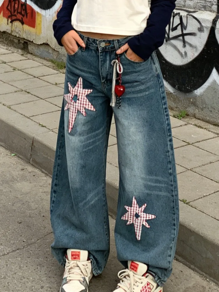 Джинсы женские с высокой талией, широкими штанинами, в американском ретро-стиле, с вышивкой звездами, свободного кроя, повседневные, длинные брюки в пол
Джинсы женские с высокой талией, широкими штанинами, в американском ретро-стиле, с вышивкой звездами, свободного кроя, повседневные, длинные брюки в пол