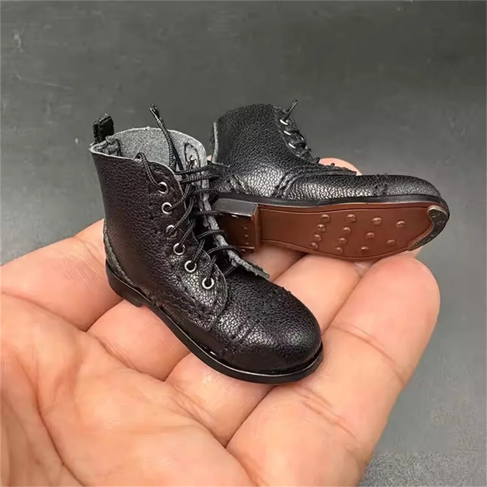 UJINDOU UD9042 The British Soldier Doll Army Machine Gunner Leather Hollow Shoe Boot Leg Bandage Bags For 12" Doll Figure 1/6
UJINDOU UD9042 The British Soldier Doll Army Machine Gunner Leather Hollow Shoe Boot Leg Bandage Bags For 12" Doll Figure 1/6