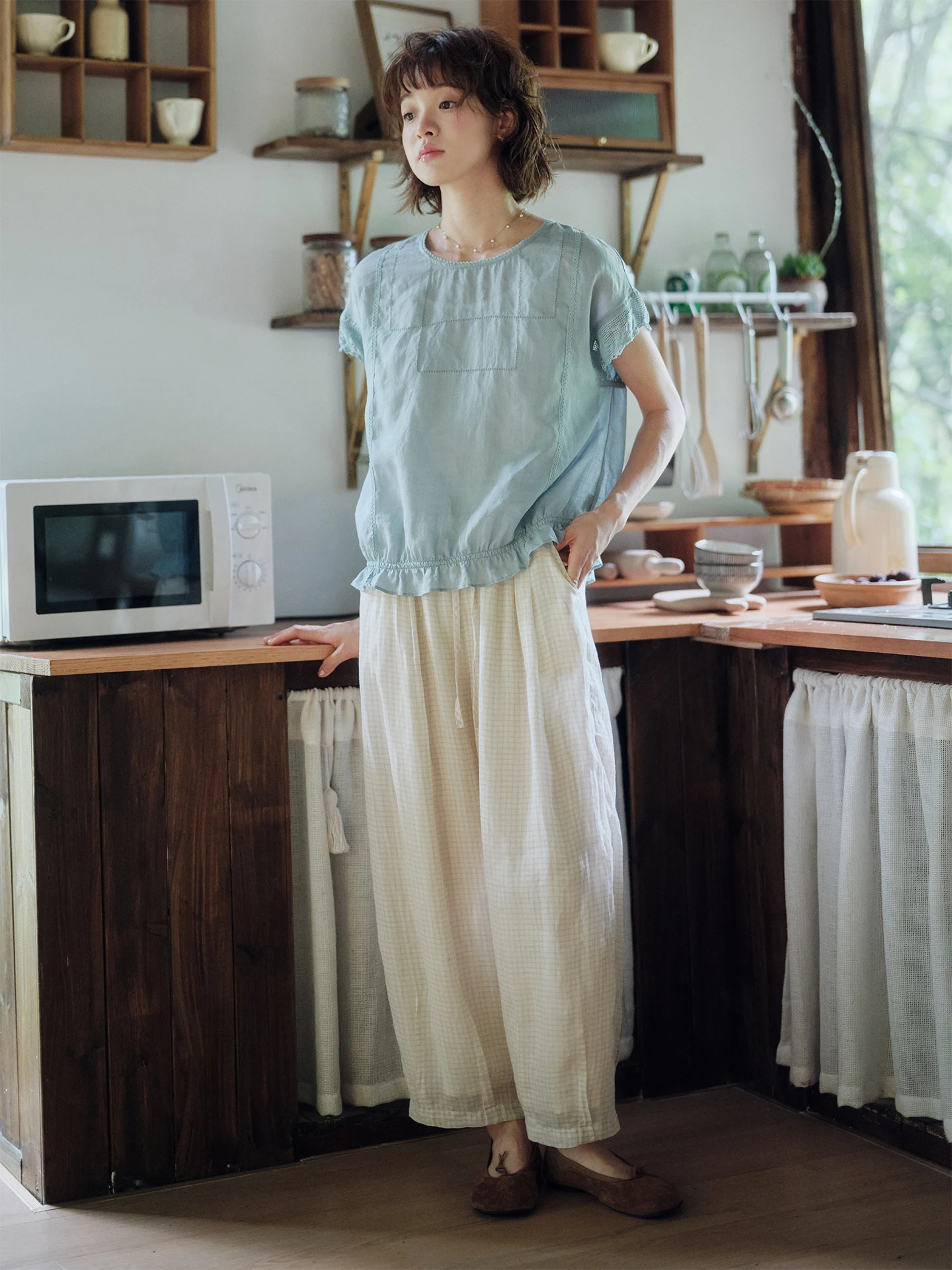 Balloon Pants in Linen Straight Leg Loose Fit Women's Summer Casual Trousers with Che Pattern High Waist Comfortable
Balloon Pants in Linen Straight Leg Loose Fit Women's Summer Casual Trousers with Che Pattern High Waist Comfortable