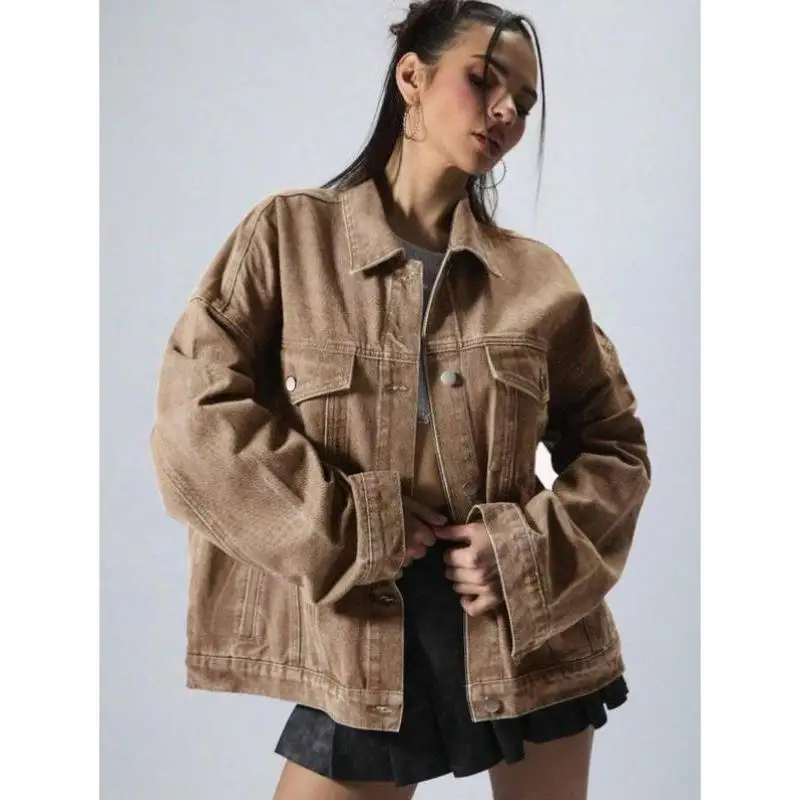 Женская однотонная джинсовая куртка с пуговицами спереди и спущенными плечами, повседневная, с утолщенными рукавами из искусственной кожи, для летнего образа
Женская однотонная джинсовая куртка с пуговицами спереди и спущенными плечами, повседневная, с утолщенными рукавами из искусственной кожи, для летнего образа