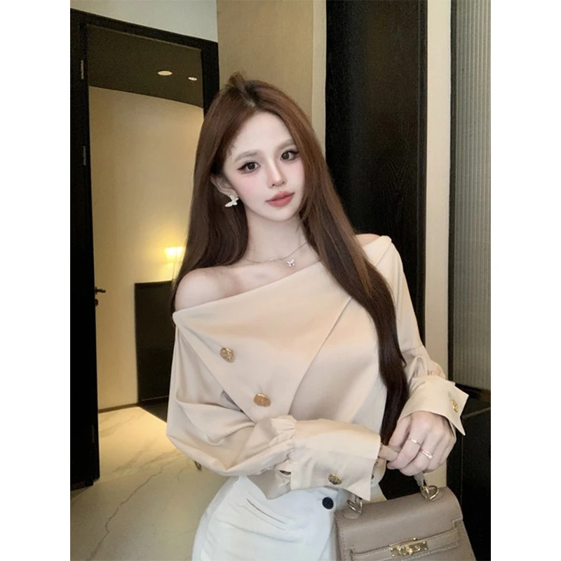Elegant Irregular Satin Shirts Women Fashion Sexy Off Shoulder Blouses Summer Office Ladies Korean Long Sleeve Design Tops New
Elegant Irregular Satin Shirts Women Fashion Sexy Off Shoulder Blouses Summer Office Ladies Korean Long Sleeve Design Tops New