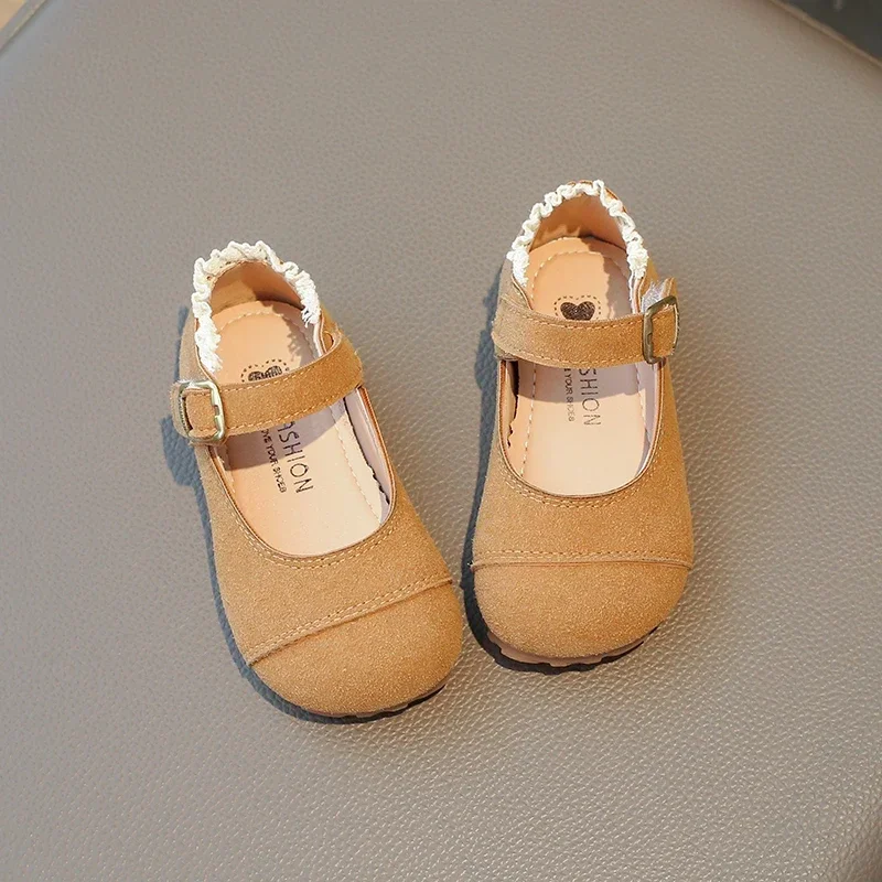 New Spring Autumn Girls Princess Flat Shoes Fashion Lace Sweet Children Leather Shoes Soft Bottom Causal Versatile Kids Shoes
New Spring Autumn Girls Princess Flat Shoes Fashion Lace Sweet Children Leather Shoes Soft Bottom Causal Versatile Kids Shoes