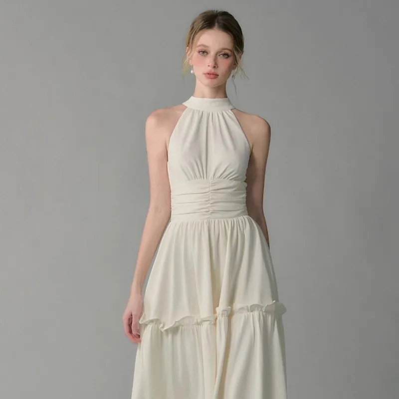 French Retro Hanging Neck Long Skirt For Women'S Summer New Design Sense, Pleated Waist Cinching Dress
French Retro Hanging Neck Long Skirt For Women'S Summer New Design Sense, Pleated Waist Cinching Dress