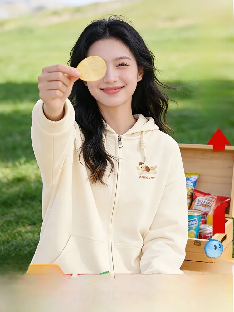 Женская толстовка-кардиган Snow Flng: новая весенняя свободная повседневная верхняя одежда для активного отдыха, маленький размер, хлопок/полиэстер, на молнии
Женская толстовка-кардиган Snow Flng: новая весенняя свободная повседневная верхняя одежда для активного отдыха, маленький размер, хлопок/полиэстер, на молнии