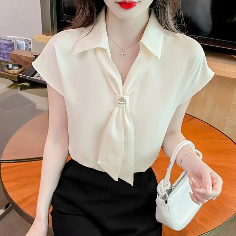 Summer New Style Elegant Chiffon Blouse Women's Design Sense Trendy Ribbon Short Sleeve Top
Summer New Style Elegant Chiffon Blouse Women's Design Sense Trendy Ribbon Short Sleeve Top