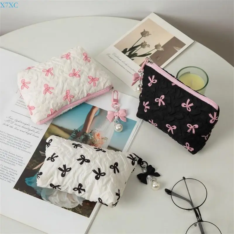 X7XC Elegant Ruched Bowknot Designs Makeup Bag Spacious Cosmetic Bags Toiletry Case For Fashion Enthusiasts And Trendsetters
X7XC Elegant Ruched Bowknot Designs Makeup Bag Spacious Cosmetic Bags Toiletry Case For Fashion Enthusiasts And Trendsetters