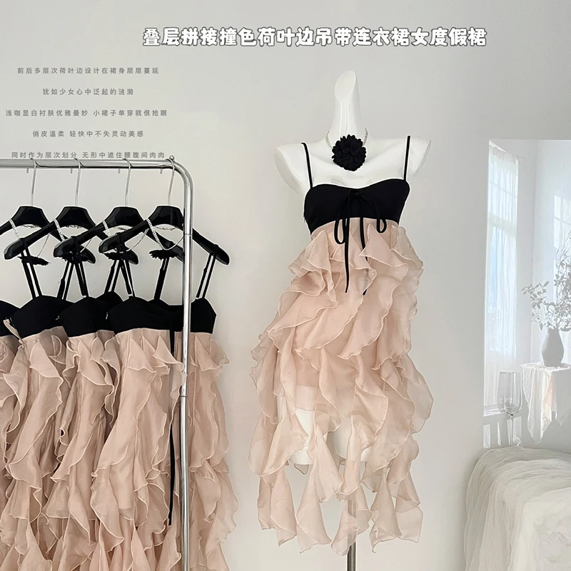 Vintage Sweet French Dress Super Fairy Holiday Irregular Ruffles Suspender Dress Stitching Design Fashion Beach Style 2024
Vintage Sweet French Dress Super Fairy Holiday Irregular Ruffles Suspender Dress Stitching Design Fashion Beach Style 2024