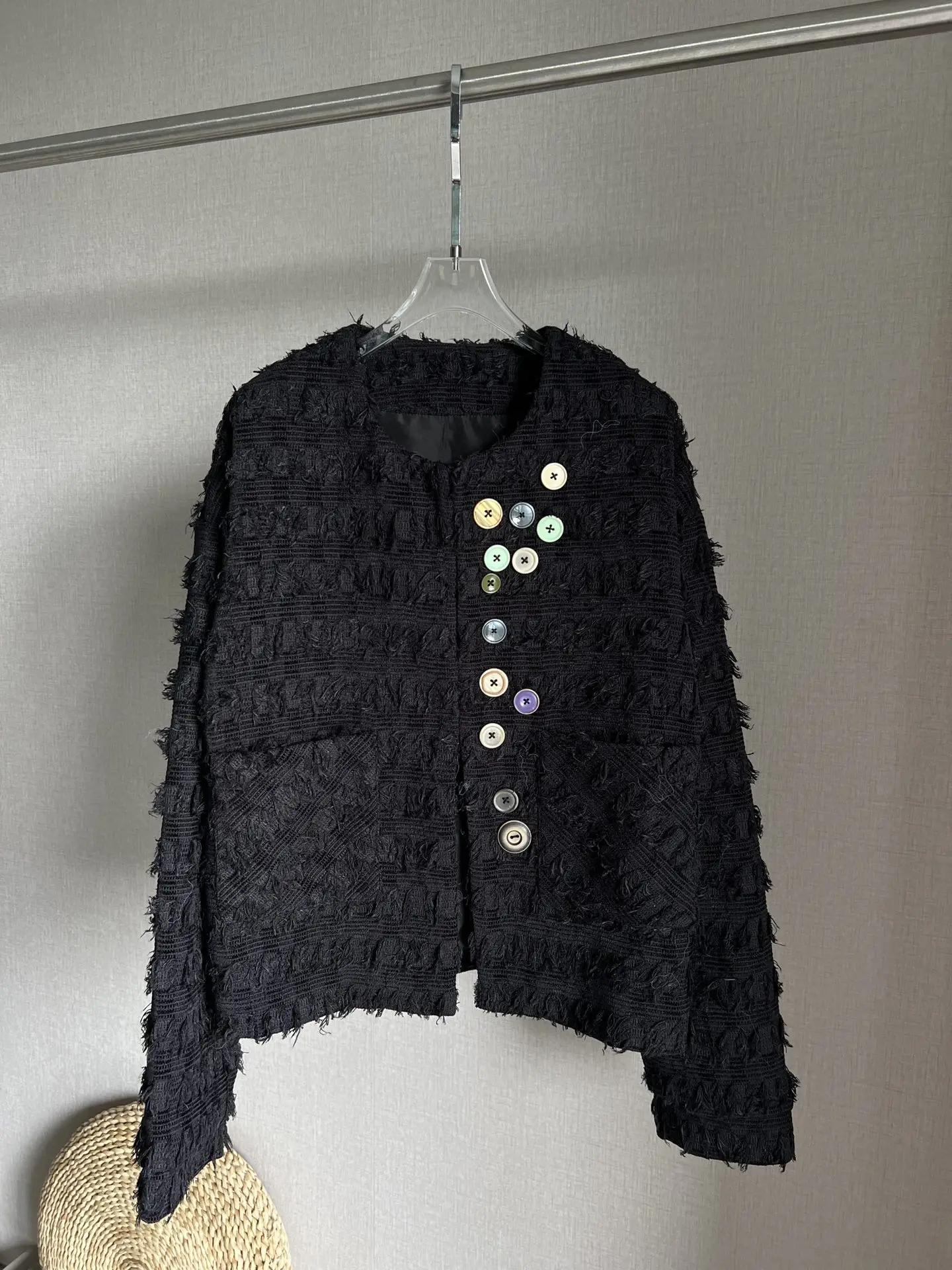 EVACANDIS Women Office Lady Vintage Solid Jacket New Black Tweed Coat Long Sleeve O-Neck Buttons Sweet Elegant Chic High Quality
EVACANDIS Women Office Lady Vintage Solid Jacket New Black Tweed Coat Long Sleeve O-Neck Buttons Sweet Elegant Chic High Quality