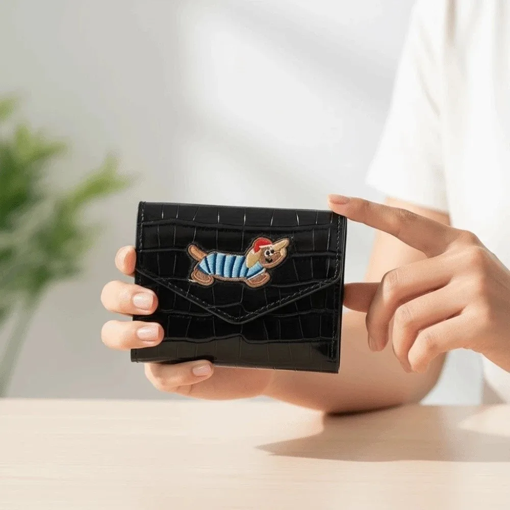 Portable Crocodile Pattern Wallet Candy Color PVC Short Leather Purse Multiple Card Anti-splash Water Three Fold Card Bag Women
Portable Crocodile Pattern Wallet Candy Color PVC Short Leather Purse Multiple Card Anti-splash Water Three Fold Card Bag Women
