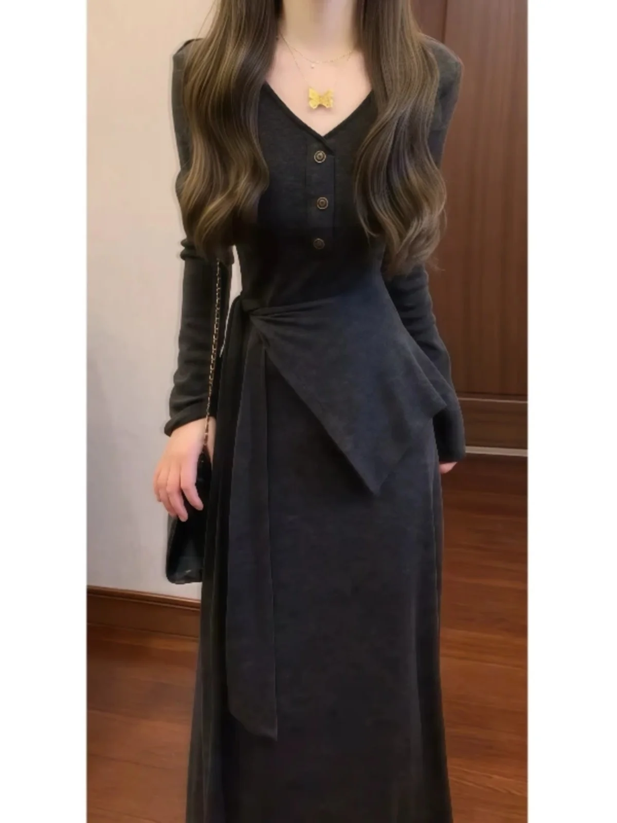 Laid-back Style V-neck Knitted Dress Slimming Long Gown Spring Fashion Design Sensation Pure Color Wrap-around Skirt
Laid-back Style V-neck Knitted Dress Slimming Long Gown Spring Fashion Design Sensation Pure Color Wrap-around Skirt