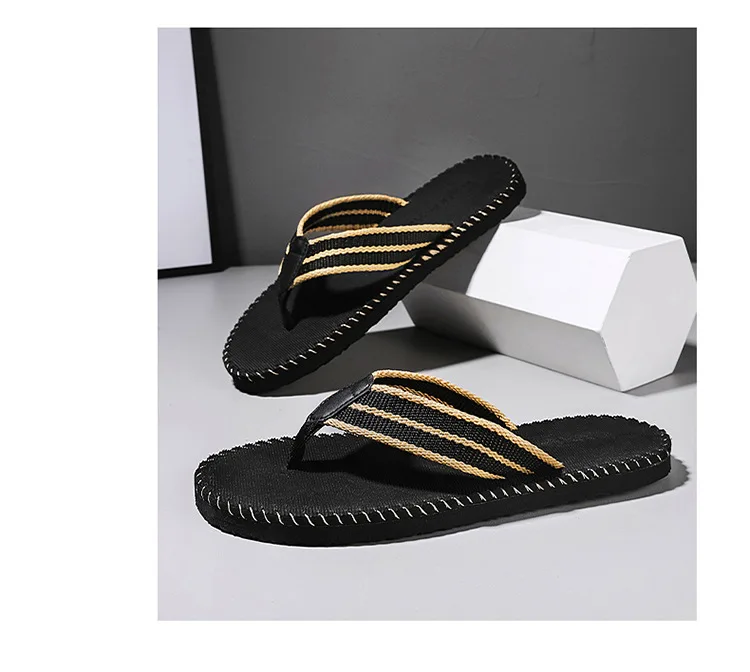 New Summer Men Flip Flops Soft Comfortable Slippers Fashion Beach Sandals For Outdoor Walking
New Summer Men Flip Flops Soft Comfortable Slippers Fashion Beach Sandals For Outdoor Walking