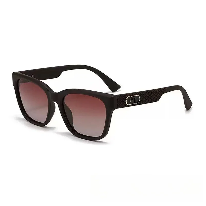2025 Luxury Designer Sunglasses - Polarized UV400 Runway Shades for Women & Men, Trendy Lightweight Fashion Eyewear
2025 Luxury Designer Sunglasses - Polarized UV400 Runway Shades for Women & Men, Trendy Lightweight Fashion Eyewear