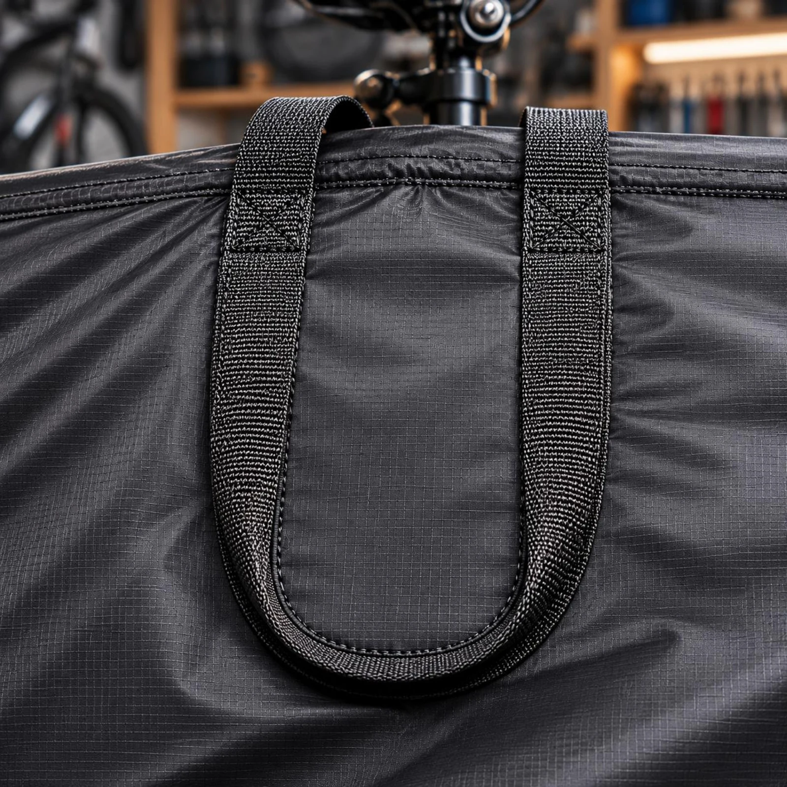 Bike Carrying Bag Lightweight Bike Transport Bag Hook-and-Loop Straps Shielding Sleeves
Bike Carrying Bag Lightweight Bike Transport Bag Hook-and-Loop Straps Shielding Sleeves