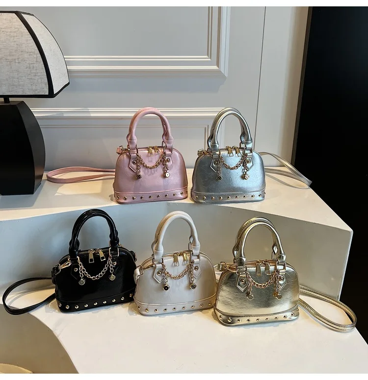  Эксклюзивный клатч цвета шампанского золотого цвета 2025 года — портативный мини-кошелек премиум-класса на плечо, женская модная сумка через плечо
Эксклюзивный клатч цвета шампанского золотого цвета 2025 года — портативный мини-кошелек премиум-класса на плечо, женская модная сумка через плечо 