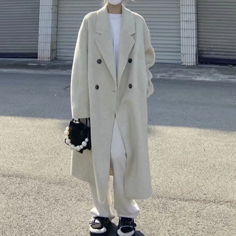 Elegant Fashion Design Sense Double-breasted Woolen Coat Winter Lapel Collar Women's Warm Mid-length Oversize Temperament Coat
Elegant Fashion Design Sense Double-breasted Woolen Coat Winter Lapel Collar Women's Warm Mid-length Oversize Temperament Coat