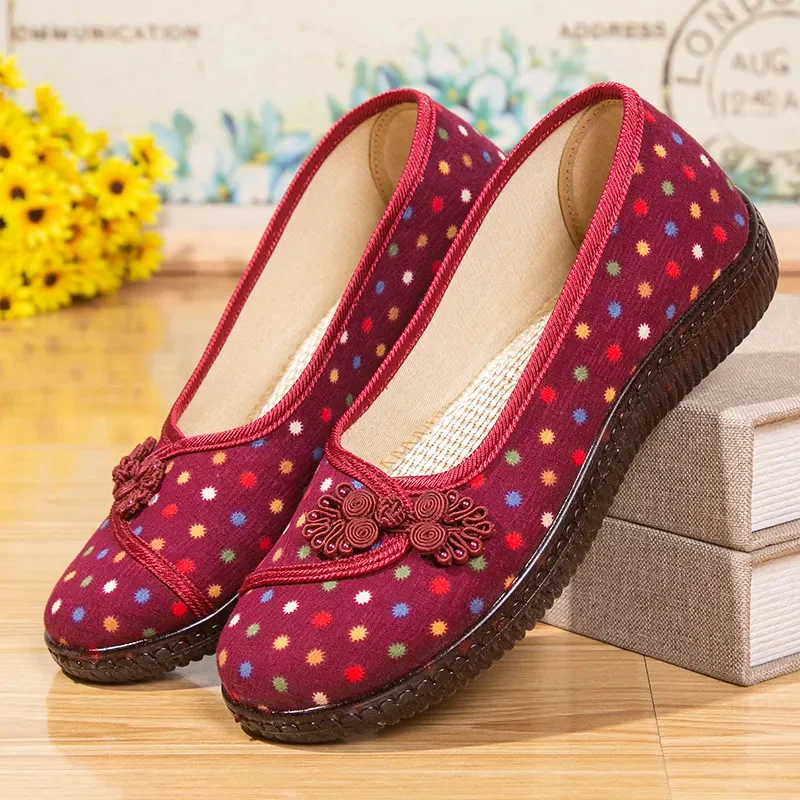 Cresfimix zapatos de mujer женские милые весенние лоферы без шнуровки с круглым носком в красный горошек женские классические красные удобные черные туфли ba442
Cresfimix zapatos de mujer женские милые весенние лоферы без шнуровки с круглым носком в красный горошек женские классические красные удобные черные туфли ba442