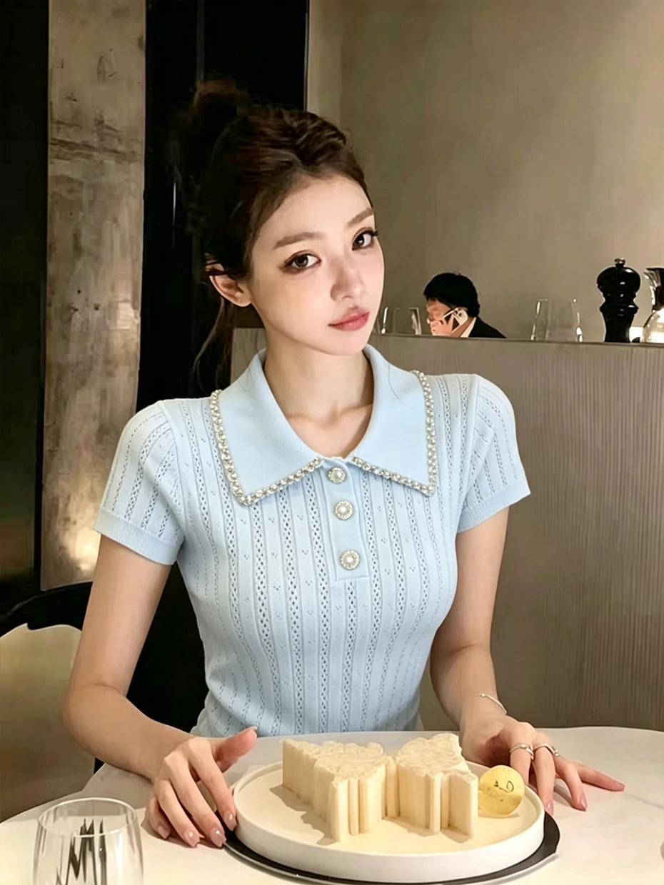 Korean Style Heavy Work Diamond Embedded Neck Short Sleeve Knitted Top Women Summer Unique Beautiful Fashionable Shirt
Korean Style Heavy Work Diamond Embedded Neck Short Sleeve Knitted Top Women Summer Unique Beautiful Fashionable Shirt