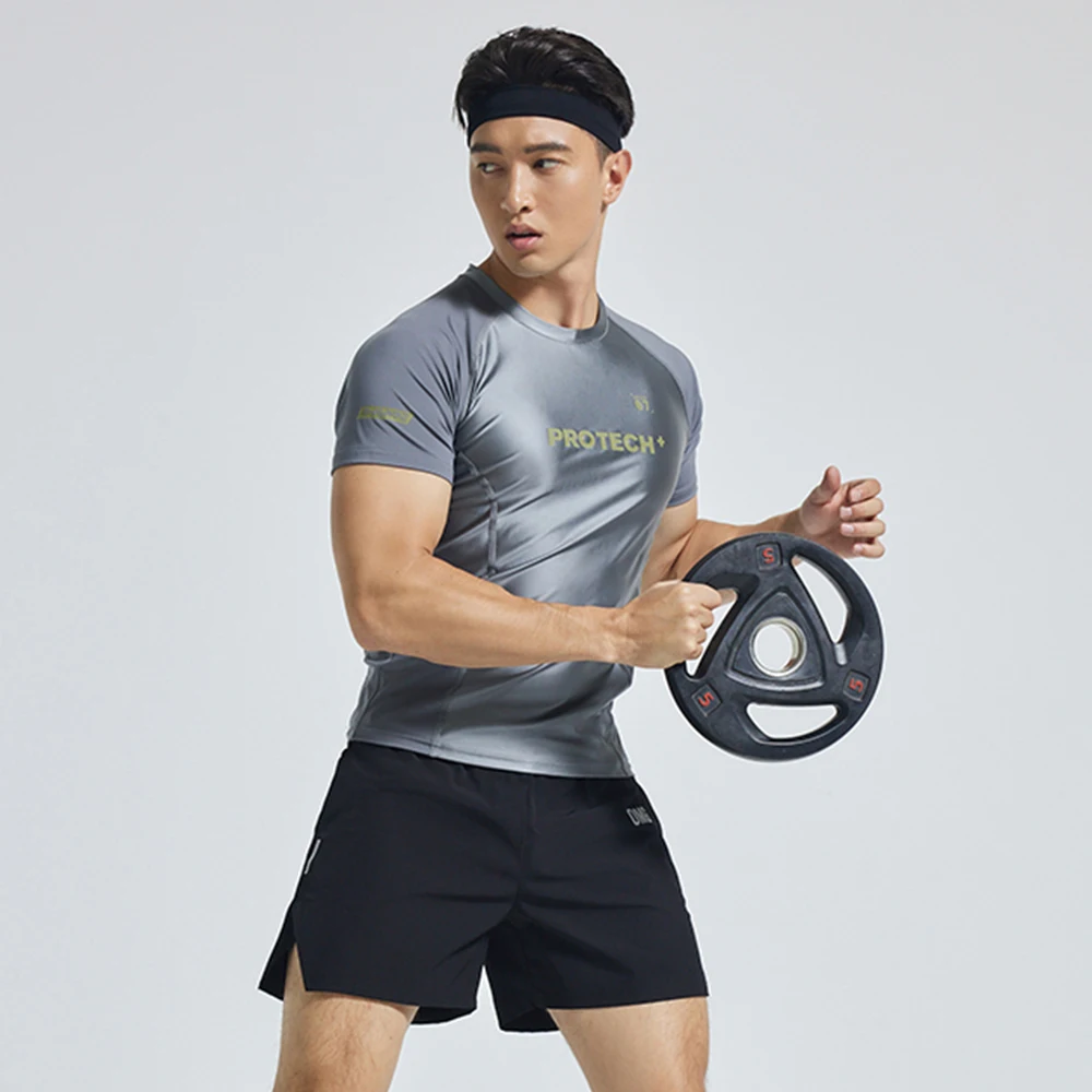 Summer glossy silver men sports fitness top Short sleeve plus size t shirt top streetwear
Summer glossy silver men sports fitness top Short sleeve plus size t shirt top streetwear