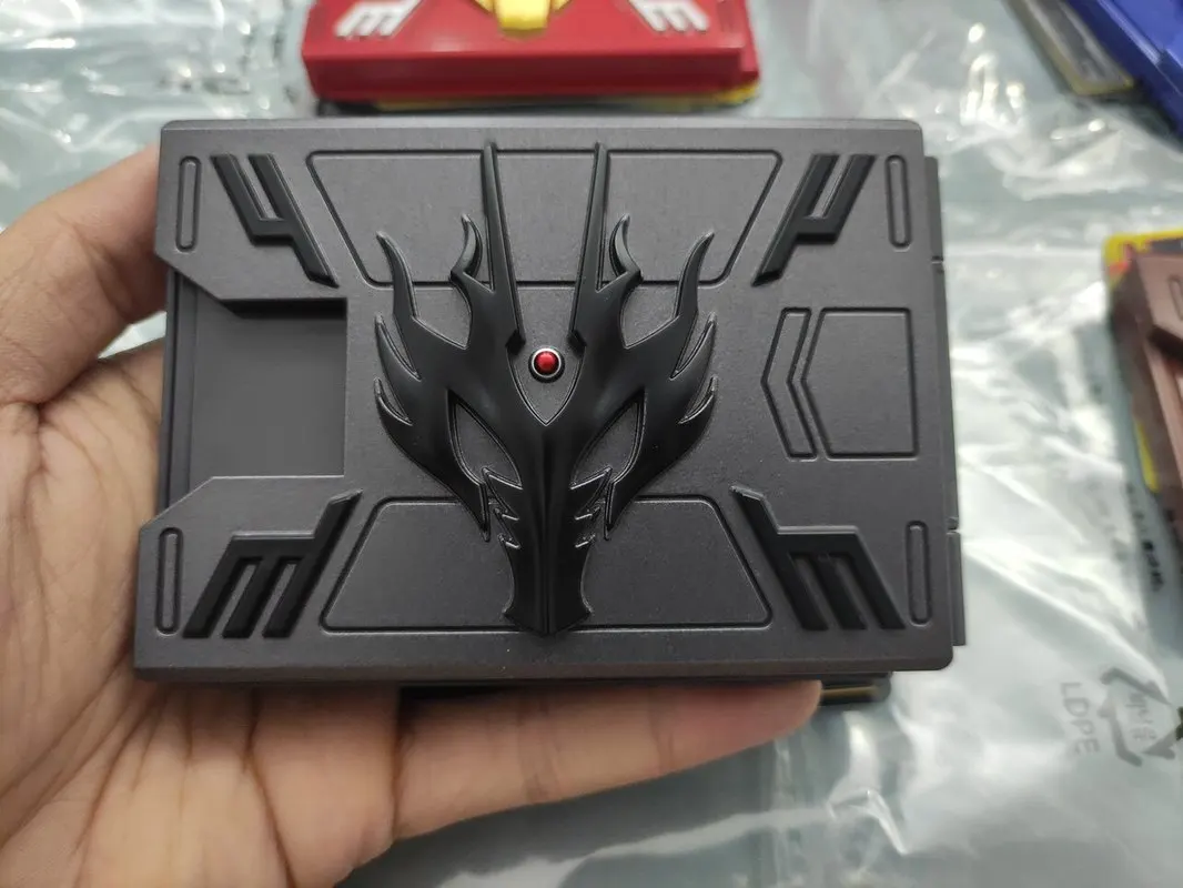 Оригинальный набор Bandai Kamen Rider Ryuki CSM: пояс, вставная карта, V-образная пряжка, Dragvisor, коллекция Ryuga Ouja, детская игрушка, коллекционный подарок
Оригинальный набор Bandai Kamen Rider Ryuki CSM: пояс, вставная карта, V-образная пряжка, Dragvisor, коллекция Ryuga Ouja, детская игрушка, коллекционный подарок