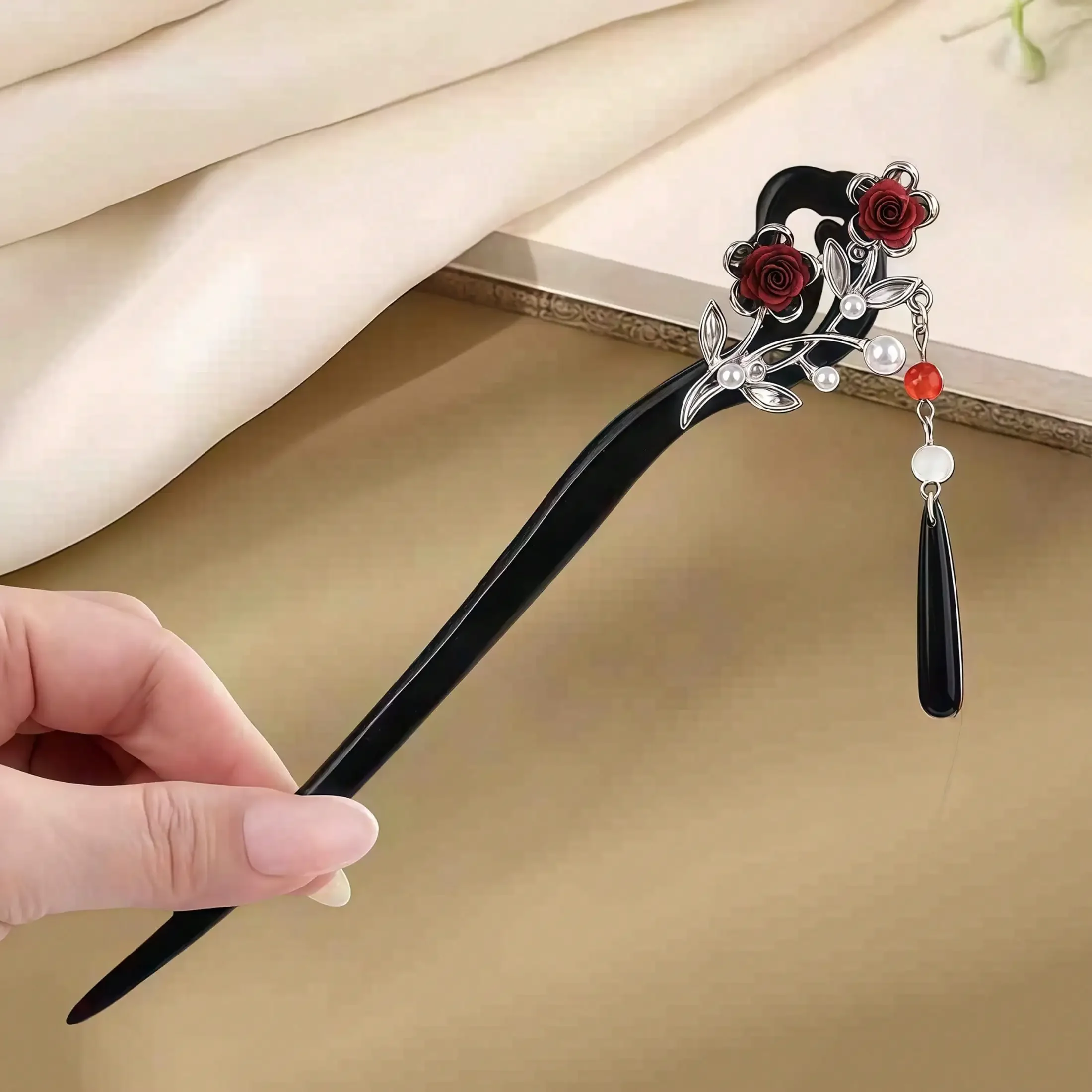 New Chinese-Style Elegant Tassel Hairpin, Hairpin For Cheongsam And Hanfu, Fresh And Simple Wooden Hairpin For Updos.
New Chinese-Style Elegant Tassel Hairpin, Hairpin For Cheongsam And Hanfu, Fresh And Simple Wooden Hairpin For Updos.