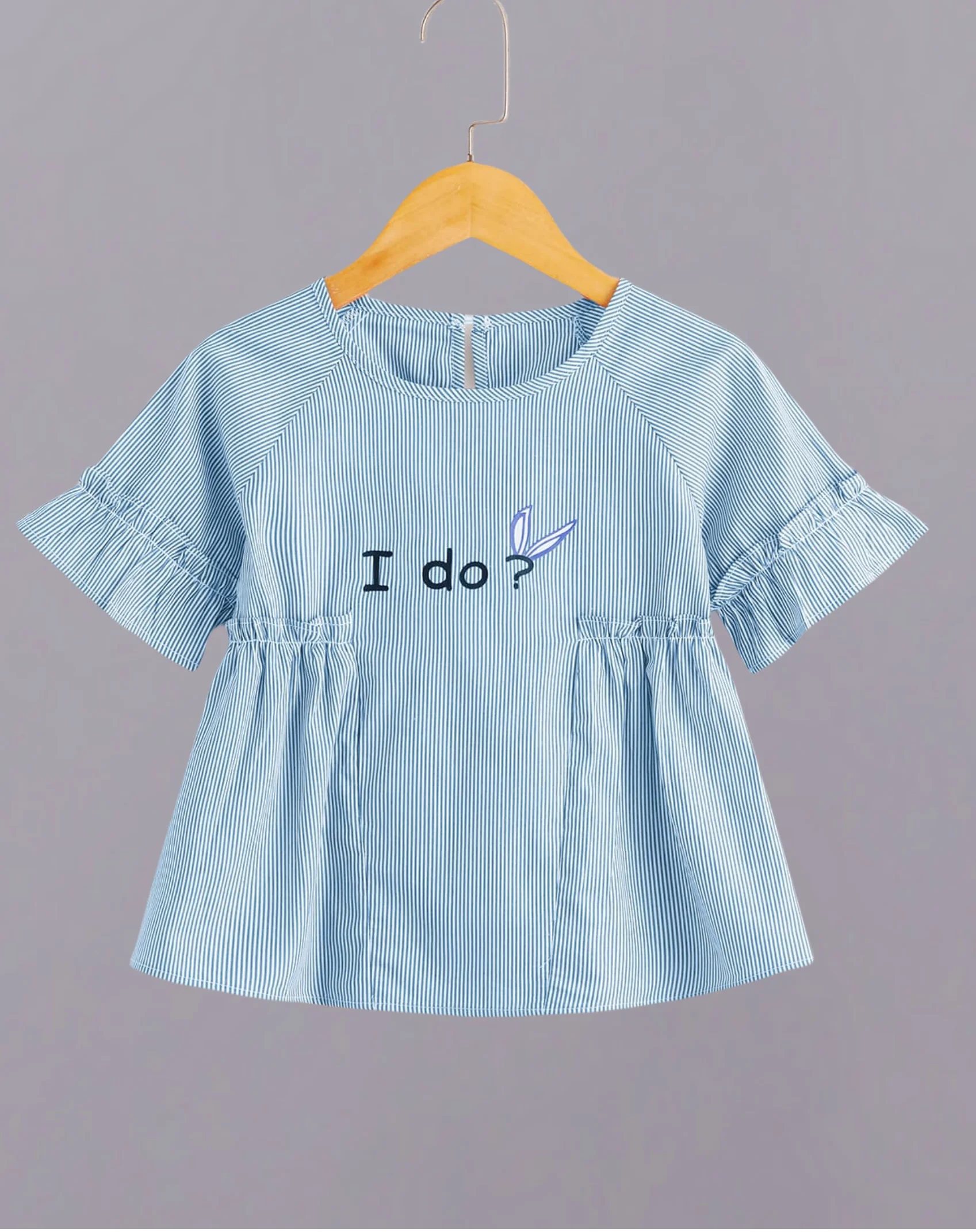Fresh blue and white striped girls' dress - 'I do' fun embroidery, summer casual style
Fresh blue and white striped girls' dress - 'I do' fun embroidery, summer casual style