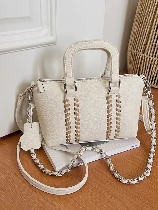 Minimalist Handmade Whipstitch Mini Tote Bag, Multi-way Wear Chain Crossbody Purse with Cute Bear Pendant for Shopping & Coffee
Minimalist Handmade Whipstitch Mini Tote Bag, Multi-way Wear Chain Crossbody Purse with Cute Bear Pendant for Shopping & Coffee