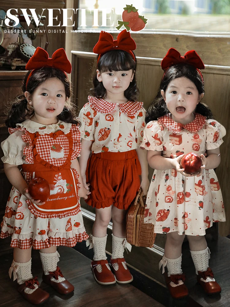 Girls' Idyllic Dress Suit 2023 New Summer Casual Children's Strawberry Rabbit Print Shirt Trend
Girls' Idyllic Dress Suit 2023 New Summer Casual Children's Strawberry Rabbit Print Shirt Trend