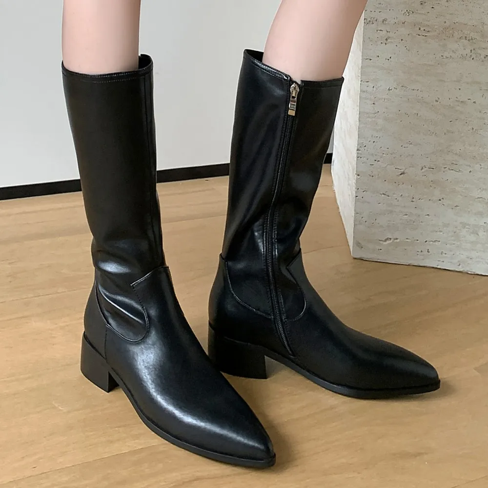 Women's genuine leather pointed toe side zip autumn knee high boots casual female soft comfortable knight boots shoes for woman
Women's genuine leather pointed toe side zip autumn knee high boots casual female soft comfortable knight boots shoes for woman