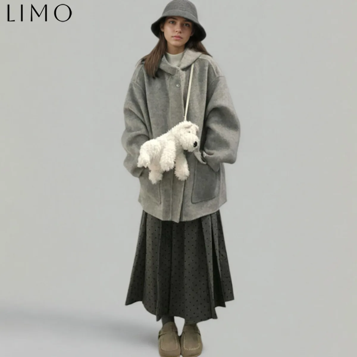 LIMO|European Design Sense|Short Hooded Woolen Coat Double-Sided Woolen Overcoat for Women Spring and Autumn Jacket Wool New
LIMO|European Design Sense|Short Hooded Woolen Coat Double-Sided Woolen Overcoat for Women Spring and Autumn Jacket Wool New