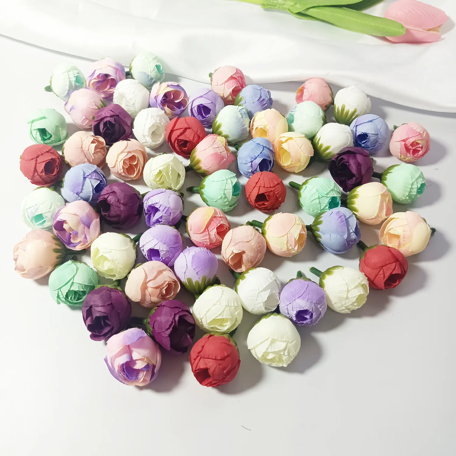 10pcs 3CM New Artificial Flower Silk Rose Head For Wedding party Home Decoration DIY Garland Scrapbook Gift BoxCraft Fake Flower
10pcs 3CM New Artificial Flower Silk Rose Head For Wedding party Home Decoration DIY Garland Scrapbook Gift BoxCraft Fake Flower