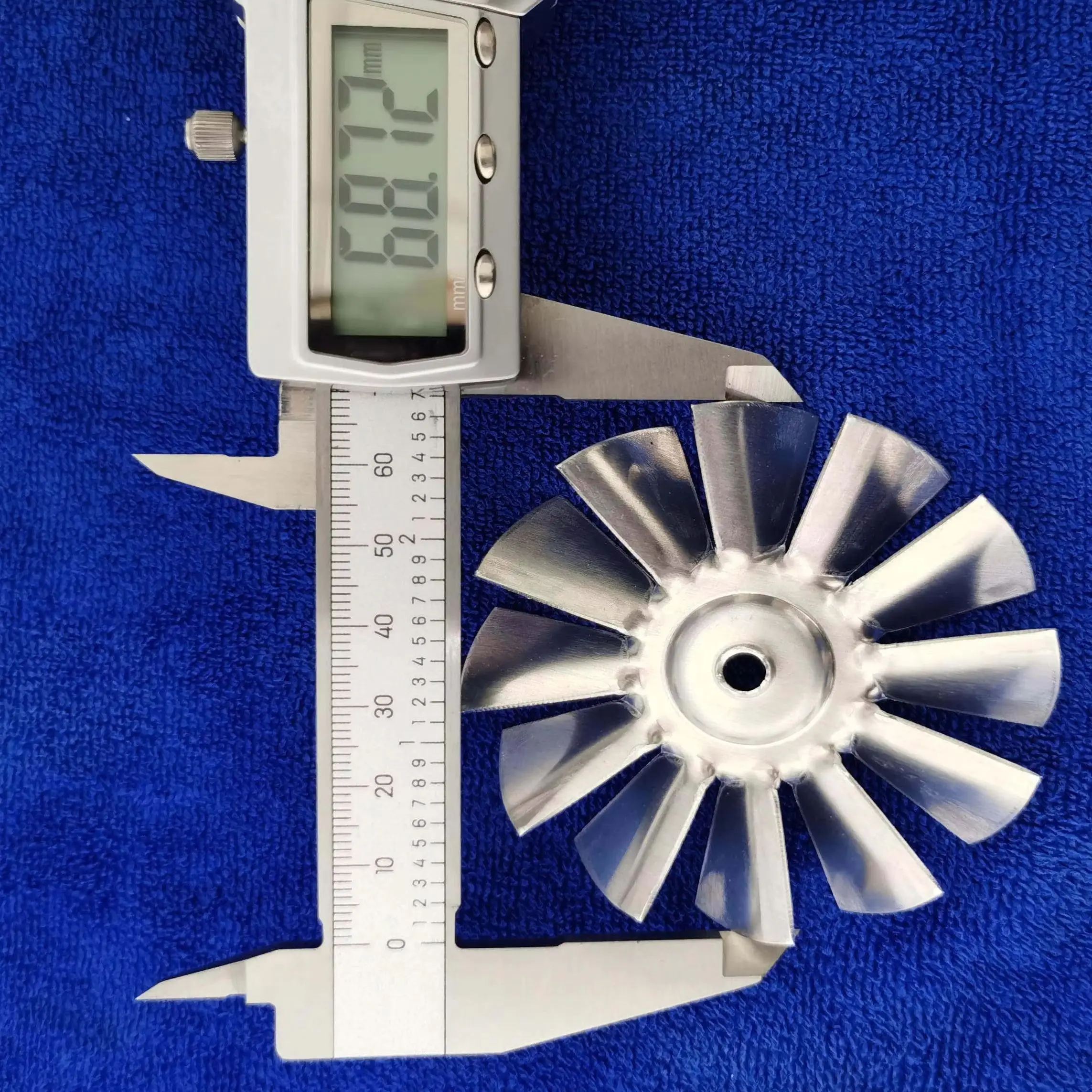 NEW Fan Turbo Fan Blade Accessories Violent Blow
NEW Fan Turbo Fan Blade Accessories Violent Blow
