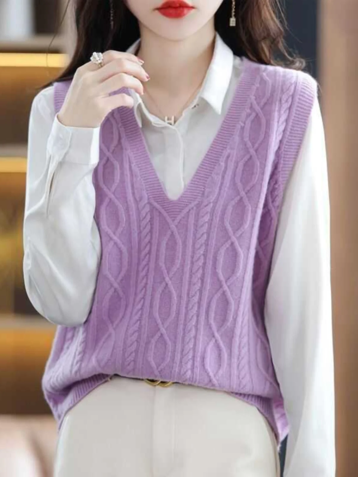 Women's V-Ne Knitted Woolen Vest Slimming Top oulder Deco Autumn Winter New Sle Camere Sweater Faion Commute
Women's V-Ne Knitted Woolen Vest Slimming Top oulder Deco Autumn Winter New Sle Camere Sweater Faion Commute