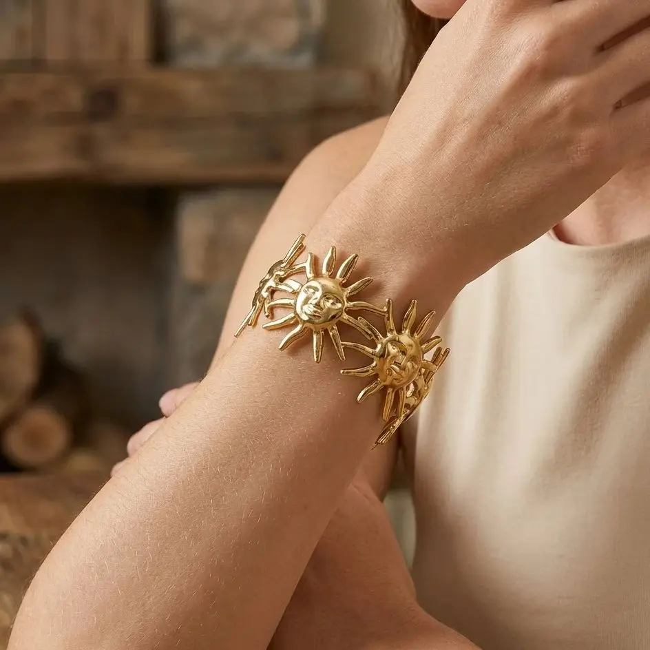Delicate Sun Face Flower Stainless Steel Cuff Bracelet for Women Vintage Floral Wide Open Bangle Beach Party Jewelry Gift
Delicate Sun Face Flower Stainless Steel Cuff Bracelet for Women Vintage Floral Wide Open Bangle Beach Party Jewelry Gift
