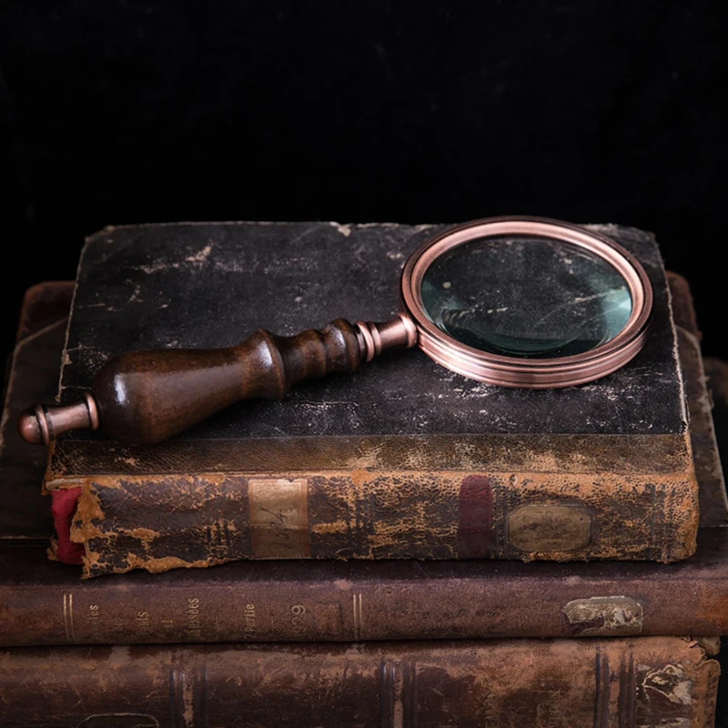 Retro 10X Magnifying Glass Wooden Handheld Magnifier Optical Magnifying Glass for Reading Repair Work Ornaments Photography Prop
Retro 10X Magnifying Glass Wooden Handheld Magnifier Optical Magnifying Glass for Reading Repair Work Ornaments Photography Prop