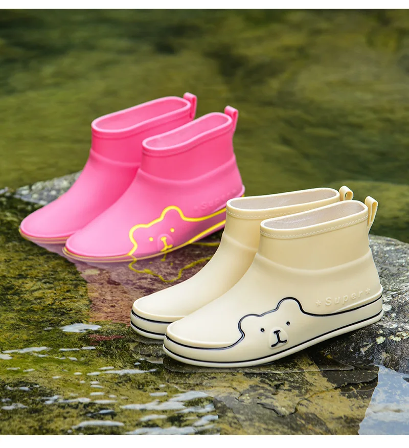 New sad bear waterproof ankle boots women's all seasons soft galoshes woman short plush rain shoes ladies concise water shoes
New sad bear waterproof ankle boots women's all seasons soft galoshes woman short plush rain shoes ladies concise water shoes