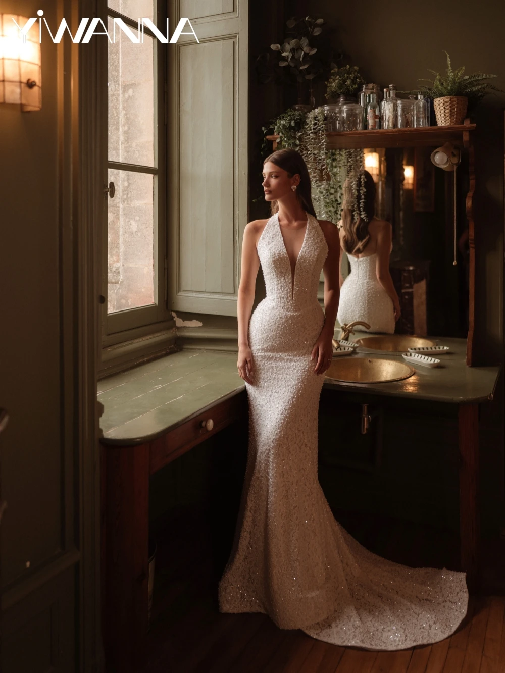 Exquisite Pearls Lace Mermaid Long Wedding Dress Sexy Halter Backless Bridal Gown Customized Dreamy Ivory Dresses For Bride 
Exquisite Pearls Lace Mermaid Long Wedding Dress Sexy Halter Backless Bridal Gown Customized Dreamy Ivory Dresses For Bride